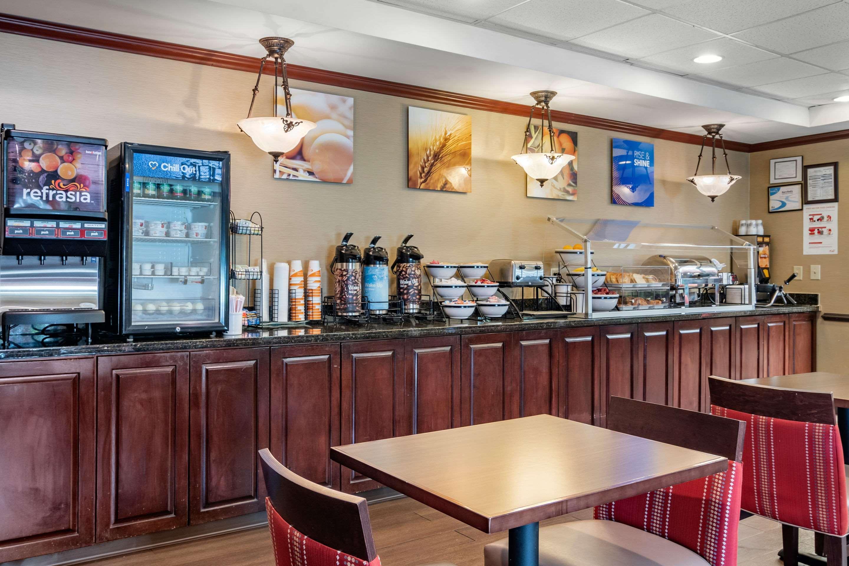 Comfort Inn & Suites Suwanee - Sugarloaf Ngoại thất bức ảnh