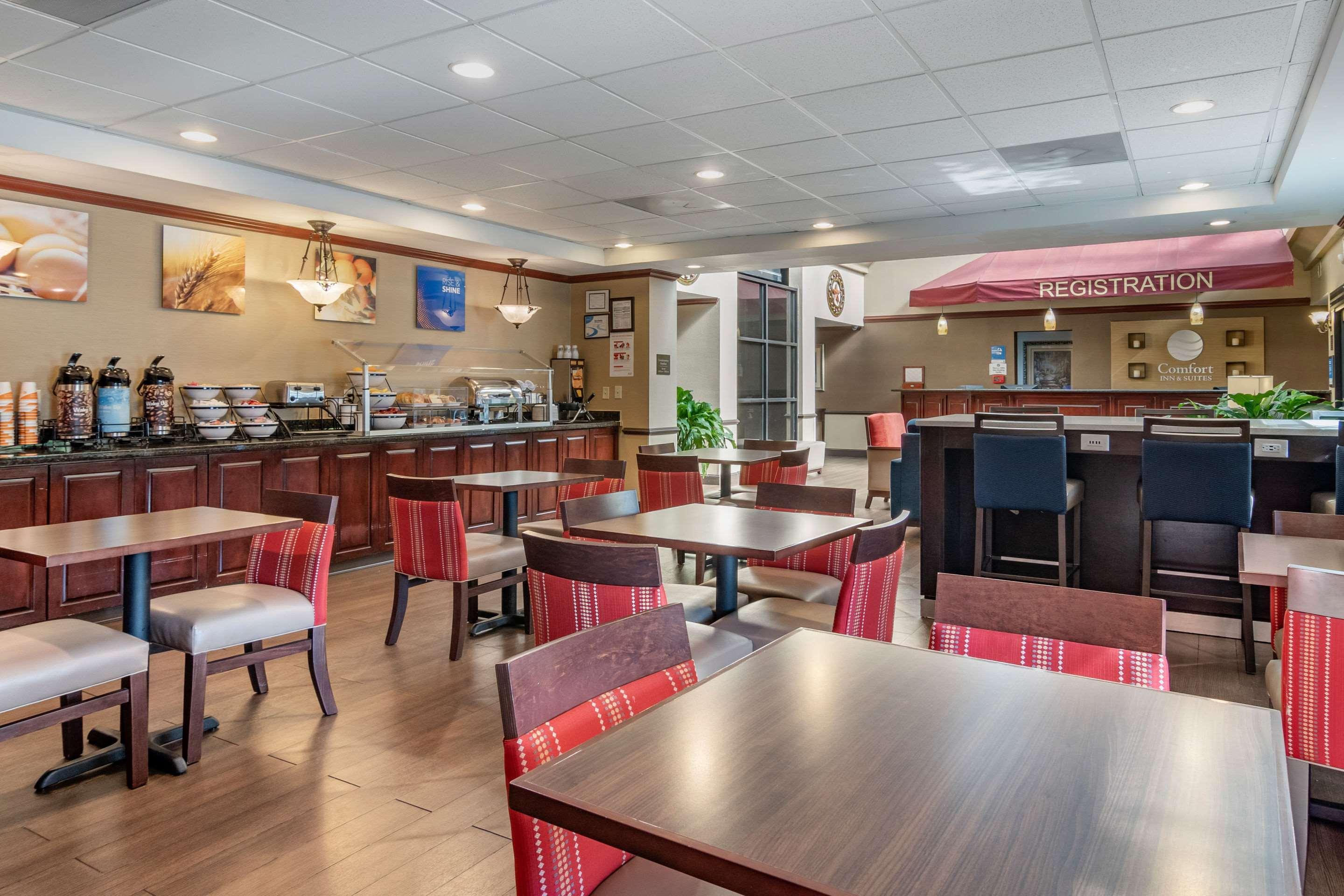 Comfort Inn & Suites Suwanee - Sugarloaf Ngoại thất bức ảnh